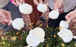 冰块一粒一粒往下边塞什么感觉